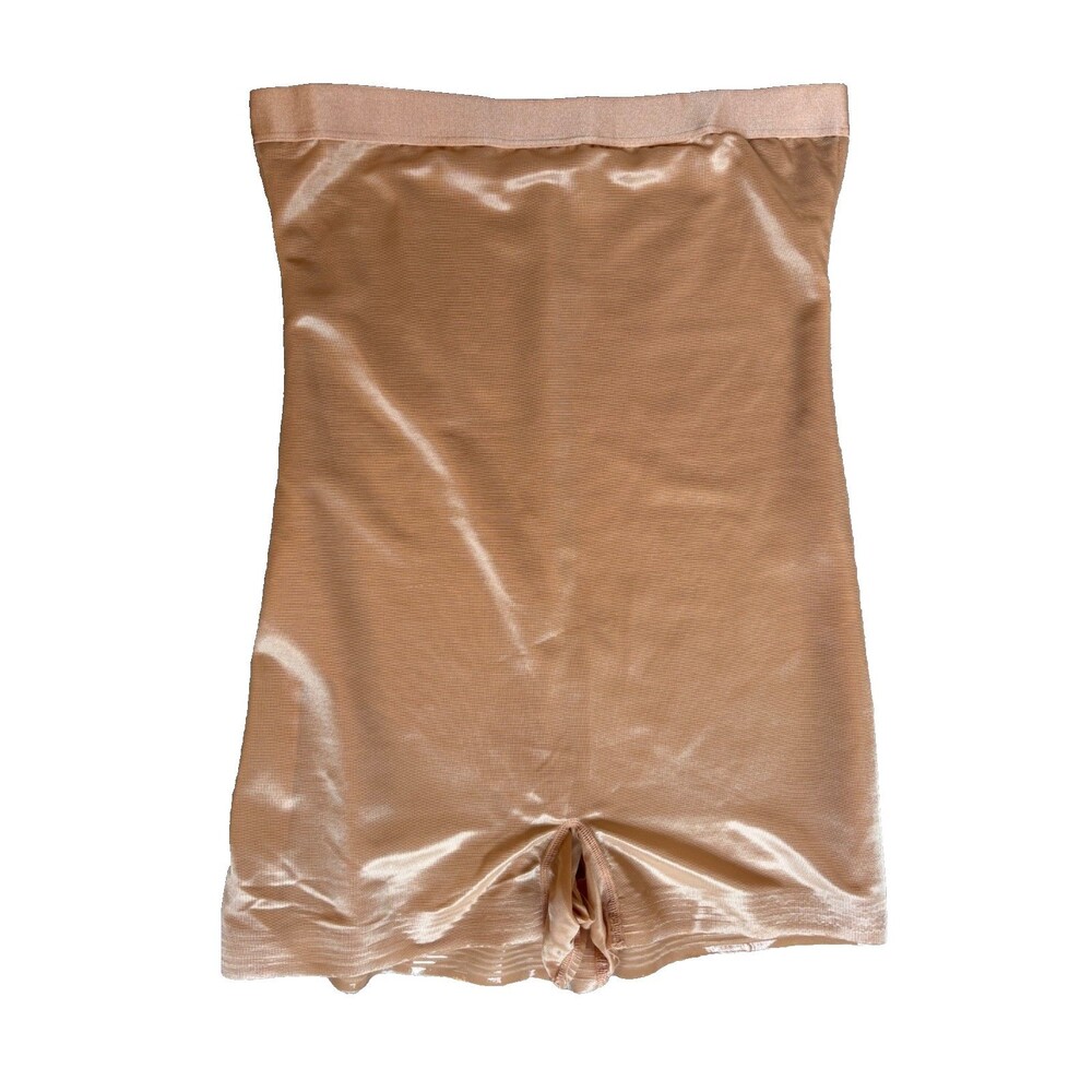 SKIMS Sculpting Mid Thigh Shapewear Shorts Nude Beige Size M Silicone Grip NWOT